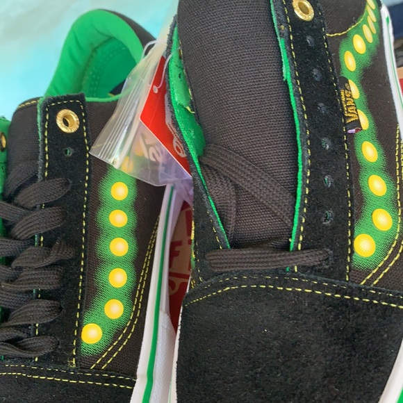 VANS OLD SKOOL PRO SHAKE JUNT Black/White WMNS - Picture 10 of 17